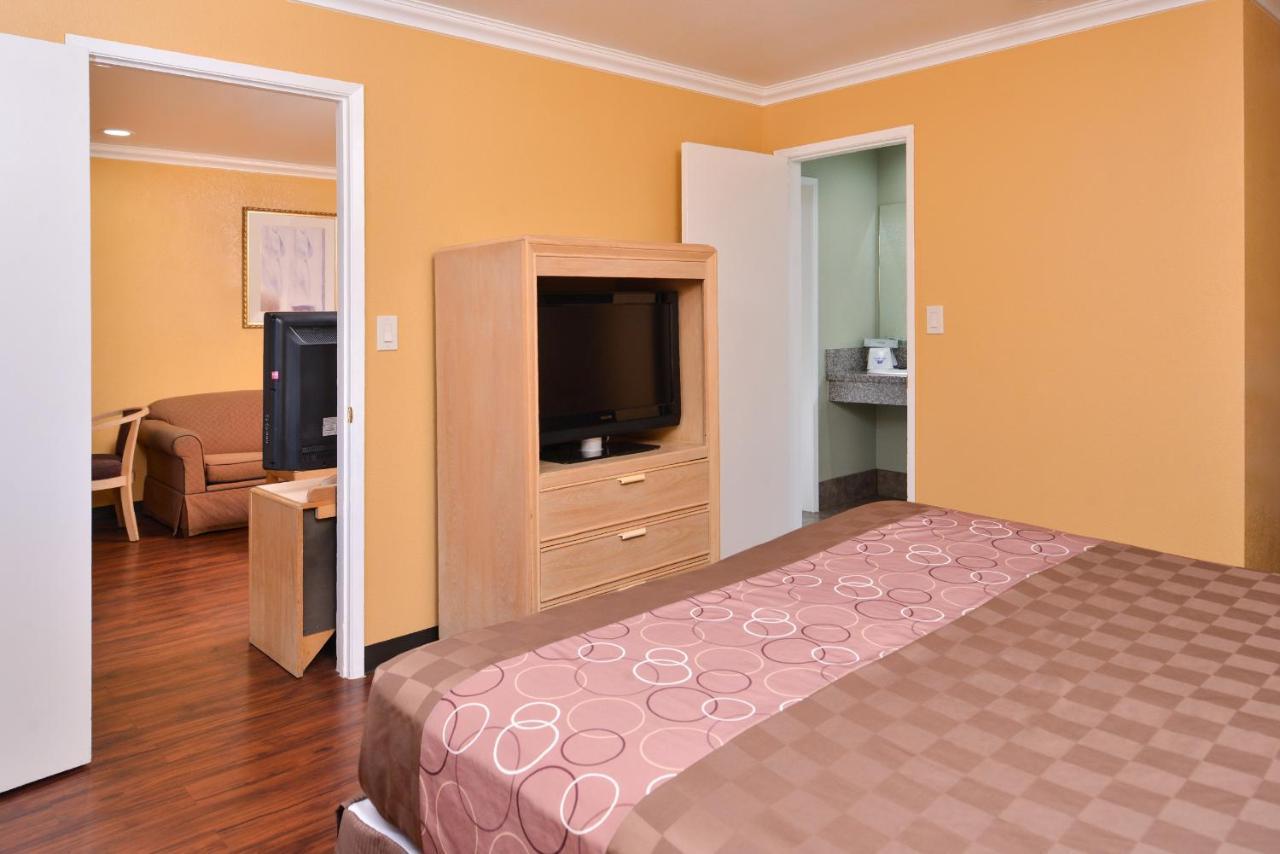 Americas Best Value Inn&Suites Clearlake Exterior foto