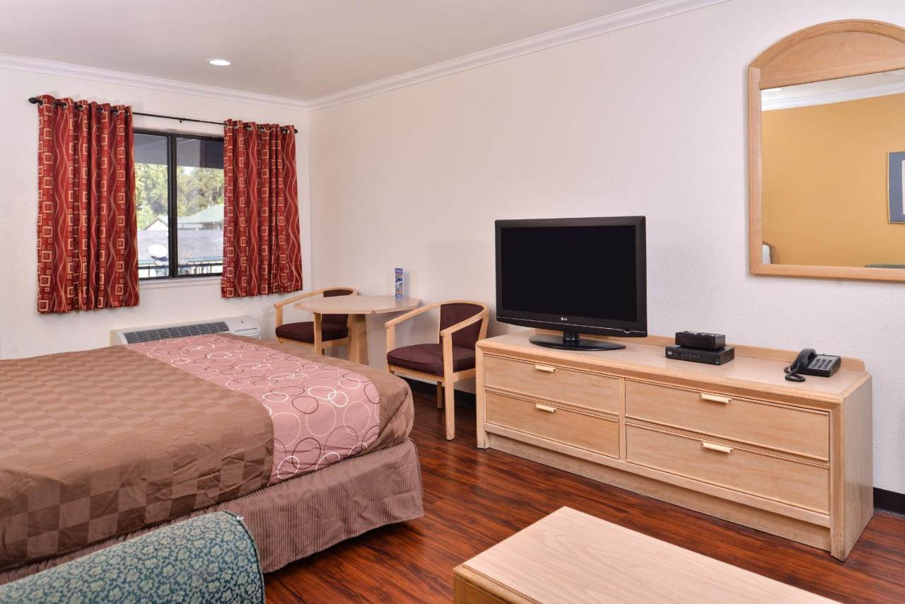Americas Best Value Inn&Suites Clearlake Exterior foto