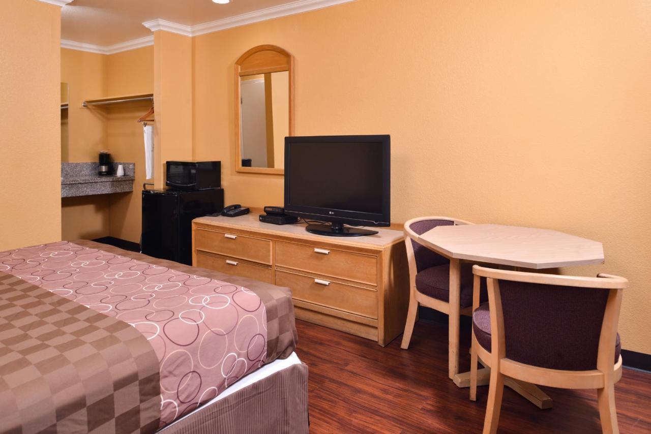 Americas Best Value Inn&Suites Clearlake Exterior foto